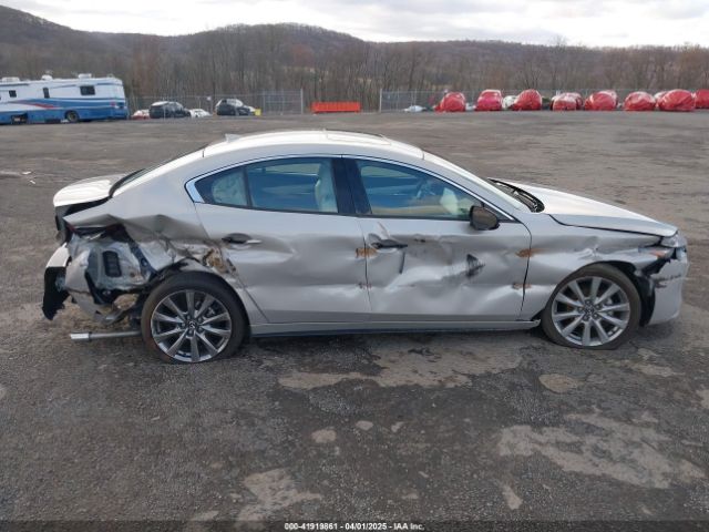 3MZBPADL6NM310475 Mazda MAZDA3