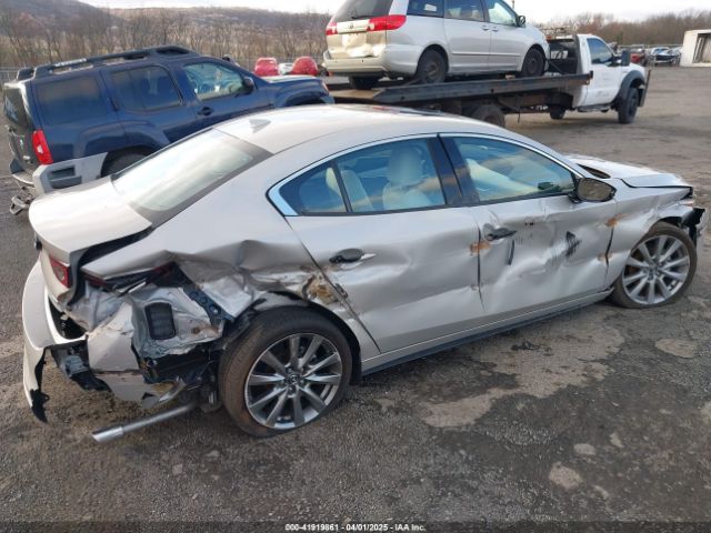 3MZBPADL6NM310475 Mazda MAZDA3
