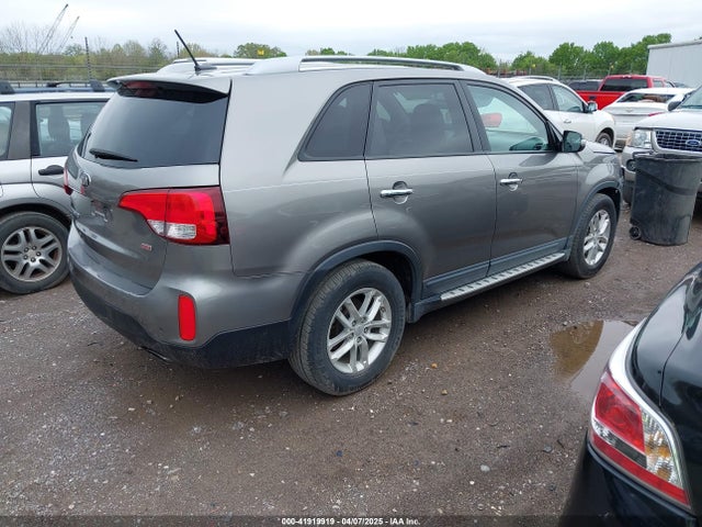5XYKT4A63EG474388 KIA SORENTO LX