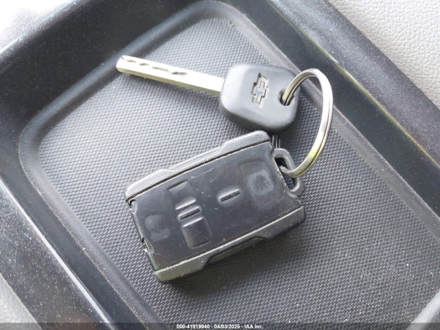 1GCNCNEH8HZ162054 Chevrolet Silverado 1500 Ls