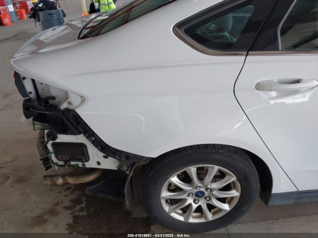 3FA6P0G72GR227201 Ford FUSION S