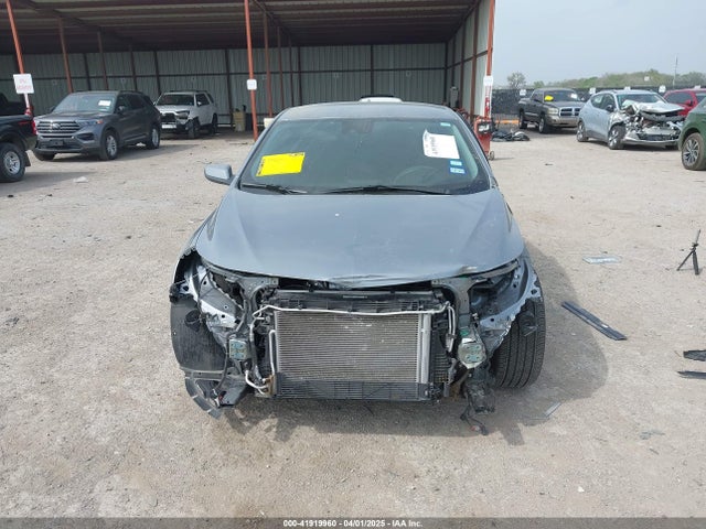 1G1ZD5ST9SF103264 Chevrolet Malibu Fwd 1lt