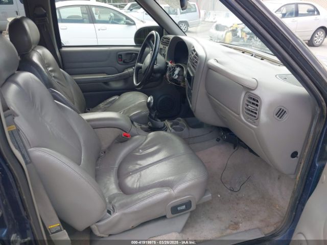 1999 GMC JIMMY 1GKDT13W8X2526345 Photo 4