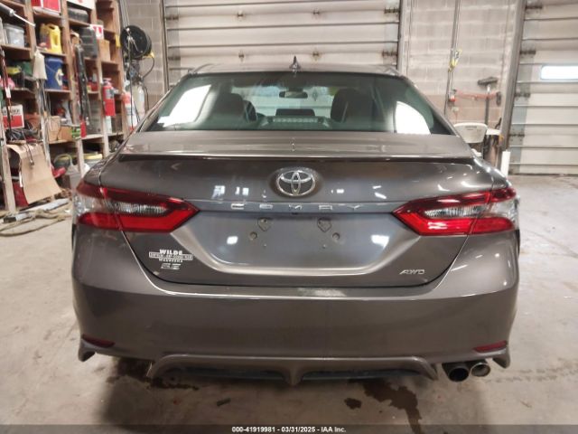 4T1G11BK3NU053965 Toyota Camry Se Awd