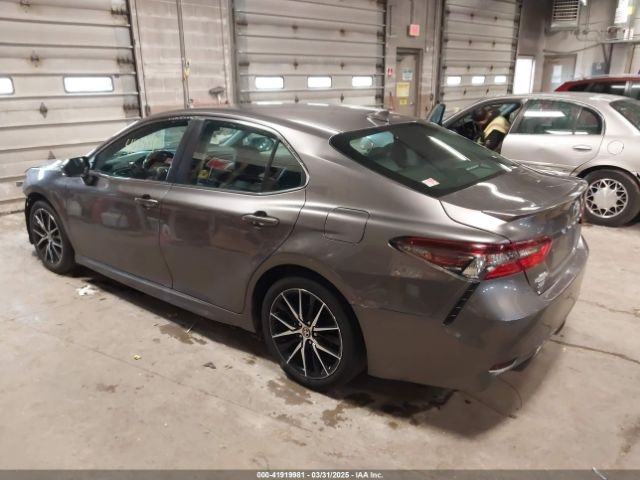 4T1G11BK3NU053965 Toyota Camry Se Awd
