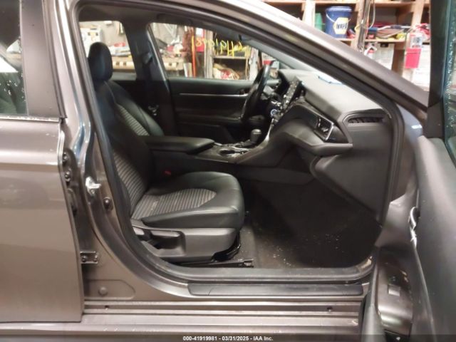 4T1G11BK3NU053965 Toyota Camry Se Awd