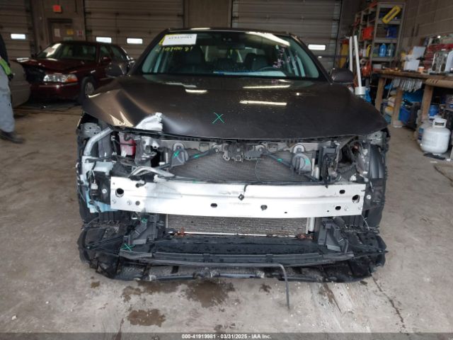 4T1G11BK3NU053965 Toyota Camry Se Awd