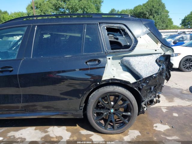 5UX33EM09R9U06877 BMW X7 M60i