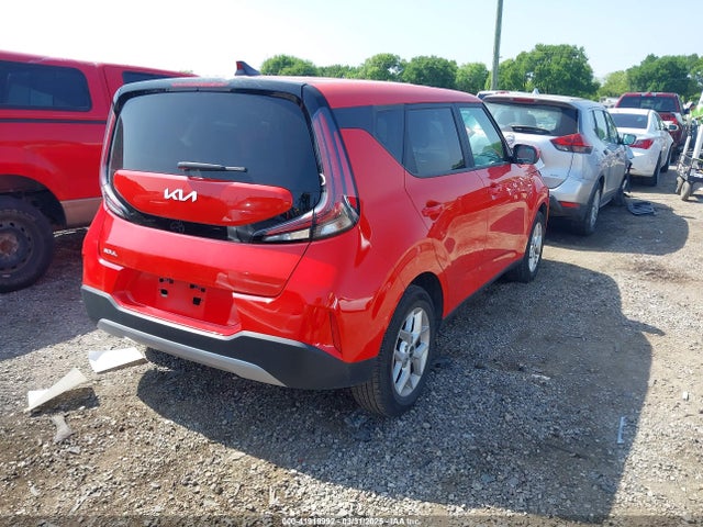 KNDJ23AU2R7222559 KIA SOUL LX