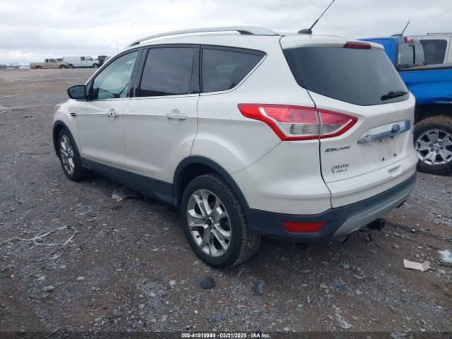 1FMCU0J98GUB67946 Ford Escape Titanium