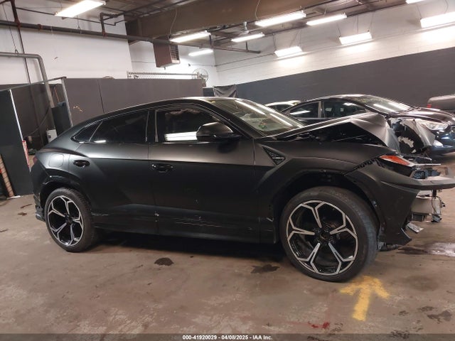 ZPBUA1ZL4KLA03222 Lamborghini Urus