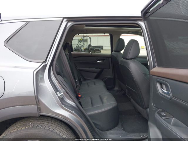 5N1BT3CB7PC823866 Nissan Rogue Sl Intelligent Awd