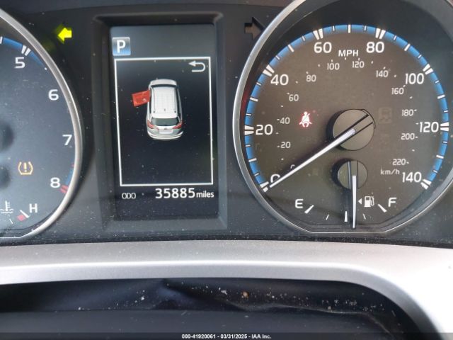 JTMZFREV1HJ114691 Toyota RAV4 LE