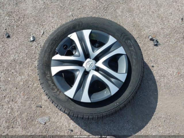 JTMZFREV1HJ114691 Toyota RAV4 LE