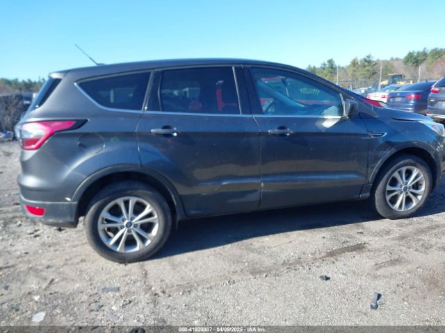 1FMCU9GD6HUC70333 Ford ESCAPE SE