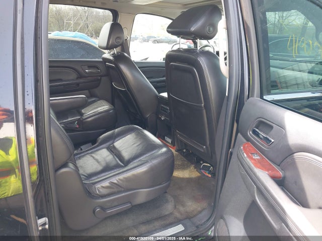 2007 CADILLAC ESCALADE ESV 1GYFK66887R205893 Photo 7