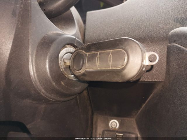 3C6TRVAG1JE105819 RAM Promaster 1500 Low Roof 136 Wb