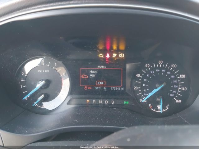 1FA6P0HD9F5122600 Ford FUSION SE