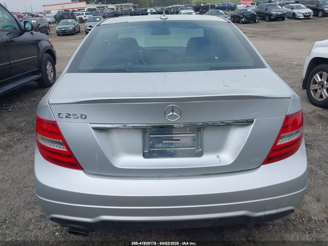 WDDGF4HB3EG247091 Mercedes-Benz C 250 Luxury/sport