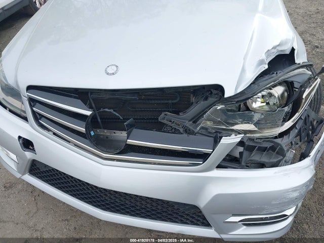 WDDGF4HB3EG247091 Mercedes-Benz C 250 Luxury/sport