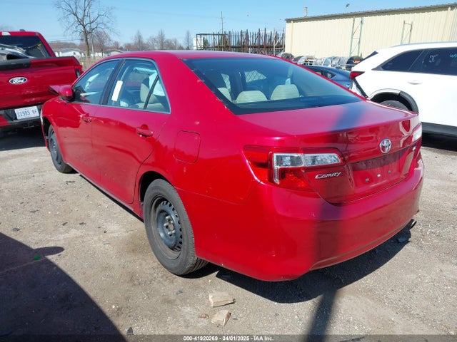 4T1BF1FK2EU867112 Toyota CAMRY LE