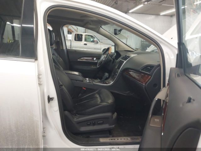 2LMDJ8JK8EBL19889 Lincoln MKX