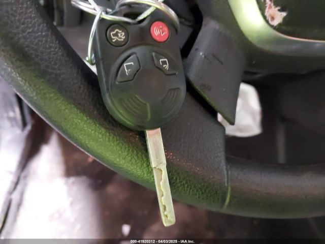 1FADP3F27EL443331 Ford FOCUS SE