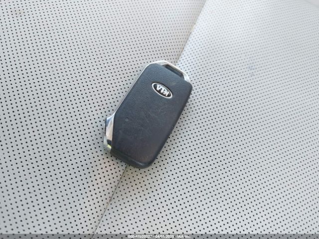 5XYP64HC6LG012137 KIA Telluride S