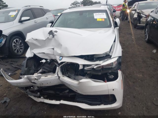 WBA8A9C55GK618602 BMW 320i