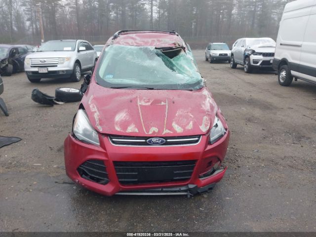 1FMCU9J98GUB84962 Ford Escape Titanium
