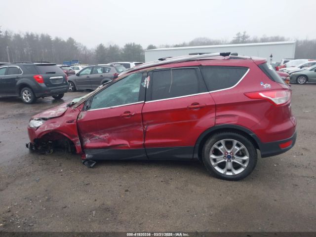 1FMCU9J98GUB84962 Ford Escape Titanium