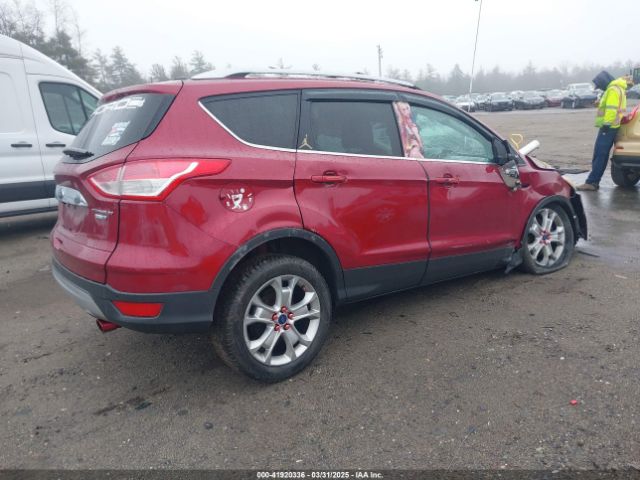 1FMCU9J98GUB84962 Ford Escape Titanium