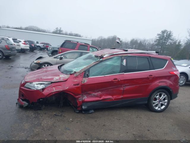 1FMCU9J98GUB84962 Ford Escape Titanium