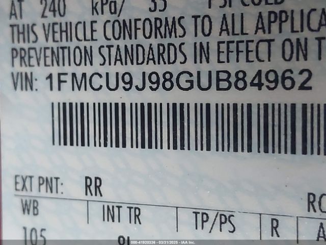 1FMCU9J98GUB84962 Ford Escape Titanium