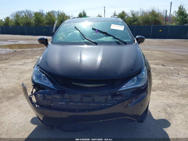 2C4RC1BG6JR291643 Chrysler Pacifica Touring L
