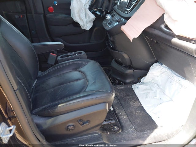 2C4RC1BG6JR291643 Chrysler Pacifica Touring L