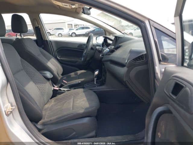 3FADP4BJXKM106665 Ford FIESTA SE