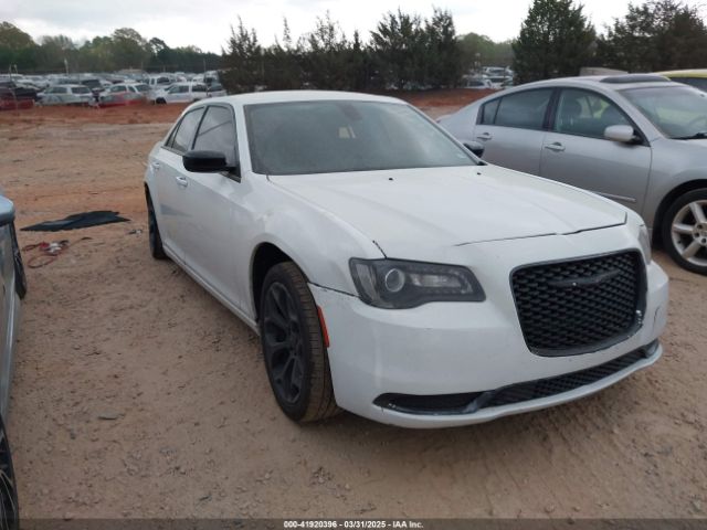 2019 CHRYSLER 300 2C3CCAAG3KH746211 Photo 0