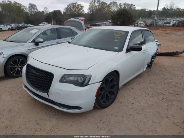 2019 CHRYSLER 300 2C3CCAAG3KH746211 Photo 1