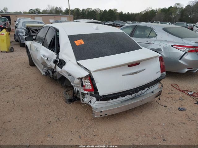 2019 CHRYSLER 300 2C3CCAAG3KH746211 Photo 2