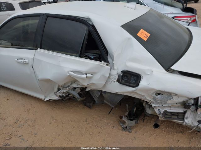 2019 CHRYSLER 300 2C3CCAAG3KH746211 Photo 5