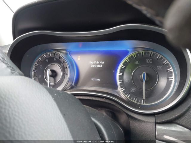 2019 CHRYSLER 300 2C3CCAAG3KH746211 Photo 6
