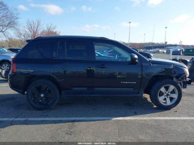 1C4NJDBBXFD416678 Jeep Compass Sport