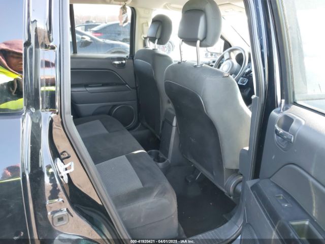 1C4NJDBBXFD416678 Jeep Compass Sport