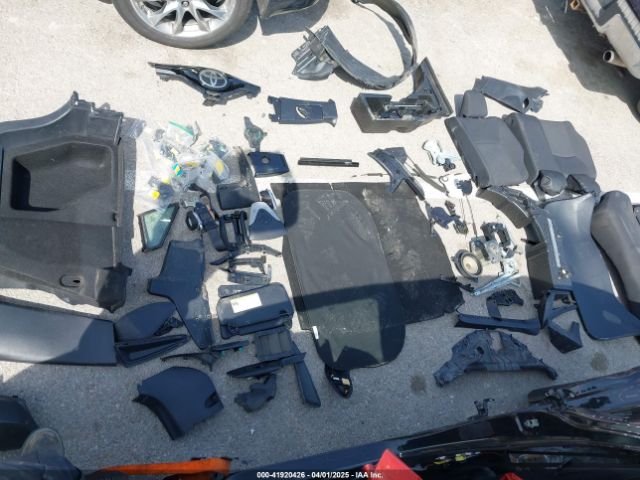 NMTKHMBX2JR016619 Toyota 3zr-fae