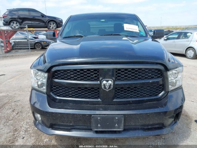 1C6RR6FT8HS639686 RAM 1500 Express  4x2 6'4 Box