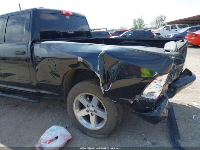 1C6RR6FT8HS639686 RAM 1500 Express  4x2 6'4 Box