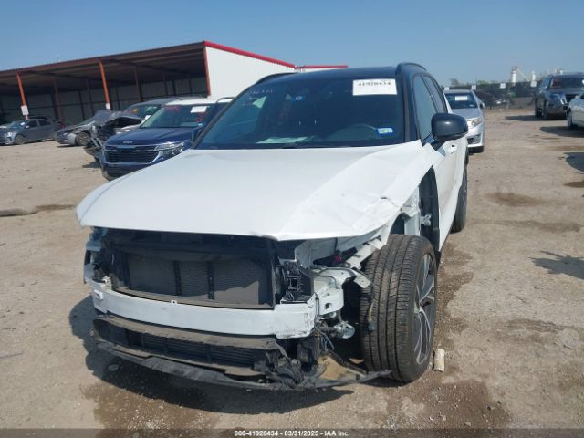 YV4162UM1K2156273 Volvo Xc40 T5 R-design