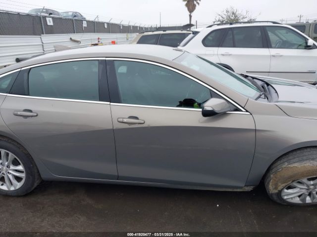 1G1ZD5ST0JF165392 Chevrolet MALIBU LT