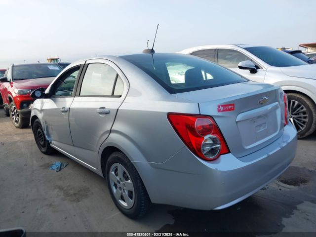 1G1JA5SH9F4205585 Chevrolet Sonic Ls Auto
